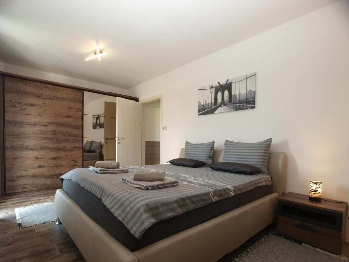 Villa Monteci 2052 Galižana المظهر الخارجي الصورة