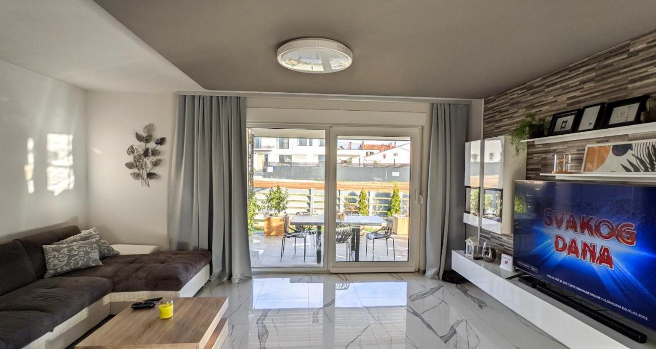 Villa Monteci 2052 Galižana المظهر الخارجي الصورة